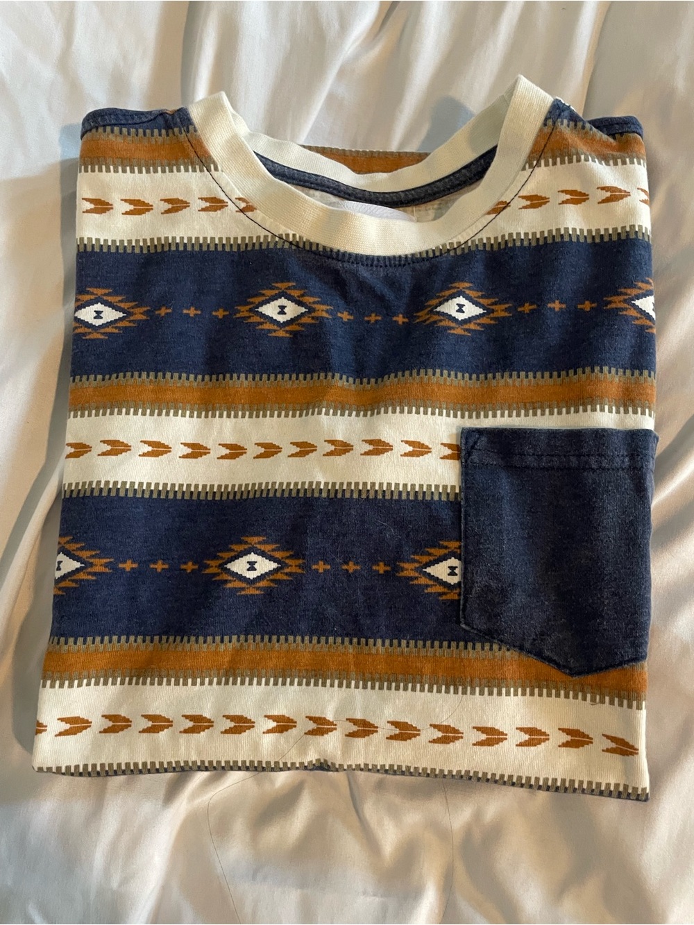 Boys M Distortion geometric print short sleeve Tshirt with pocket